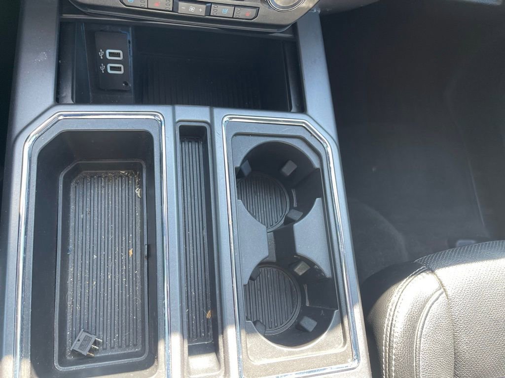 Certified 2017 Ford F250 Lariat w/ Chrome Package image 16