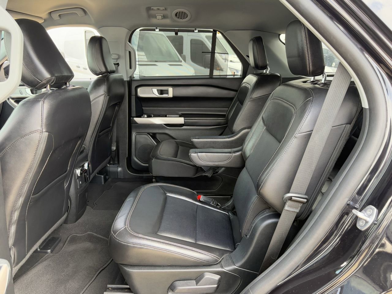 Certified 2023 Ford Explorer Limited w/ Equipment Group 301A image 27