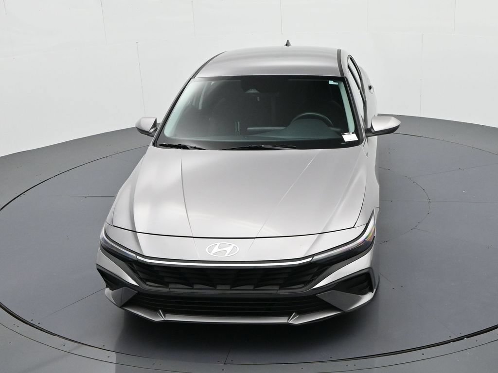 Used 2024 Hyundai Elantra SEL FWD image 21