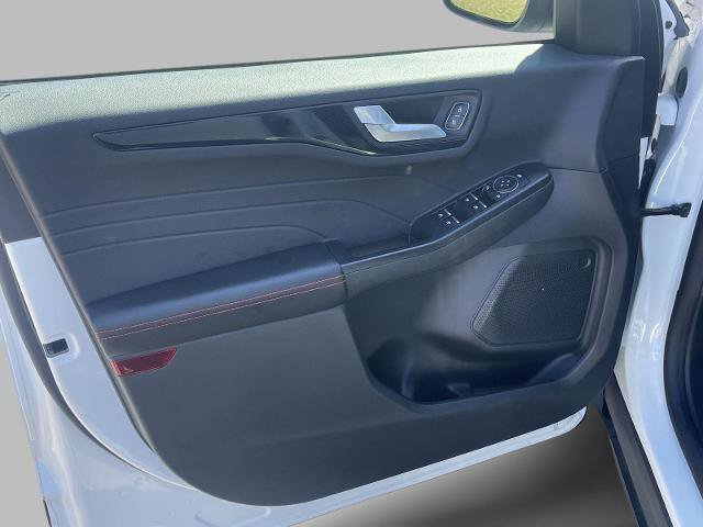 Certified 2025 Ford Escape ST-Line Elite image 22