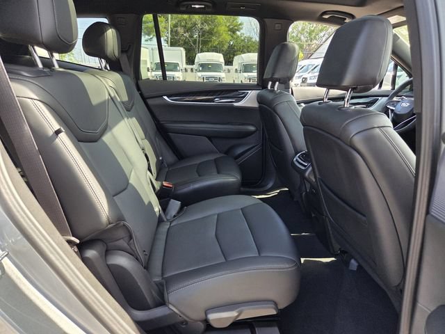 Used 2024 Cadillac XT6 Premium Luxury FWD image 18