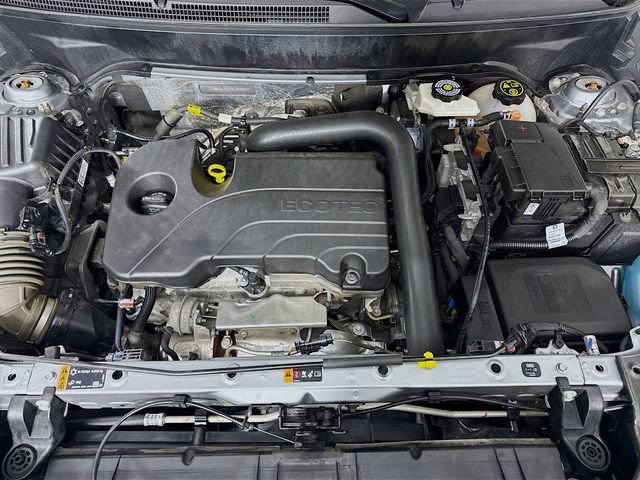 Used 2024 GMC Terrain AT4 image 29