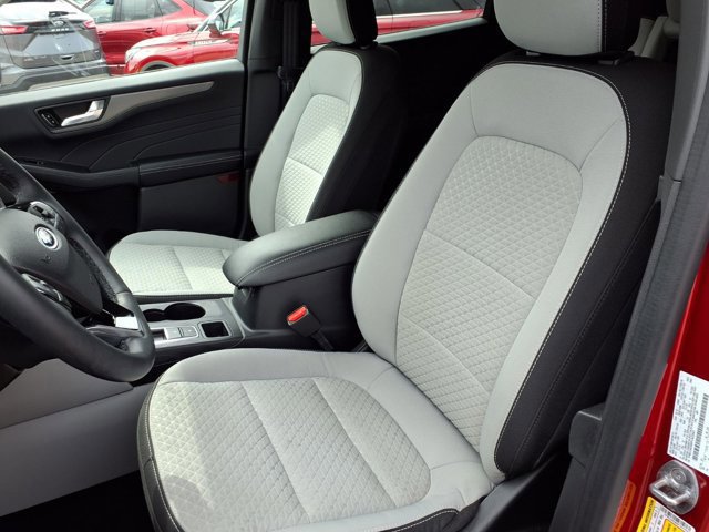 Certified 2023 Ford Escape Active w/ Tech Pack #2 image 6
