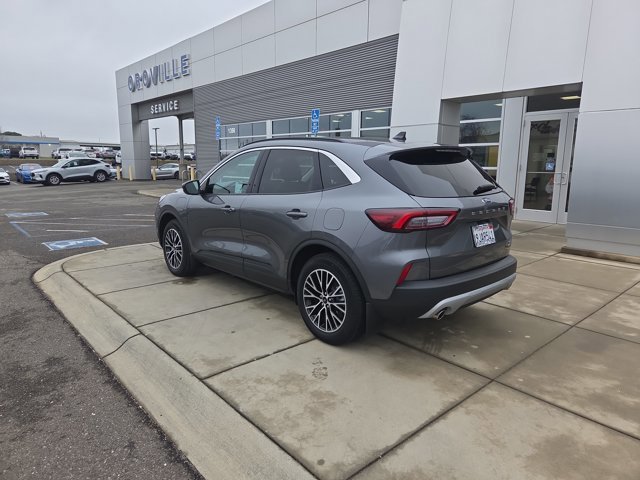 Certified 2023 Ford Escape SE image 3