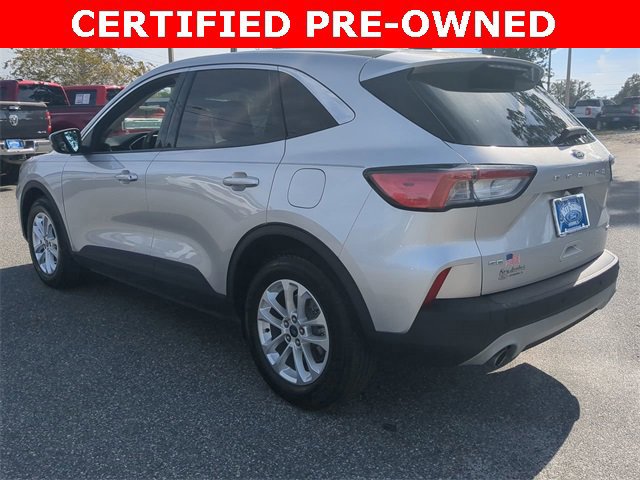 Certified 2020 Ford Escape SE image 3