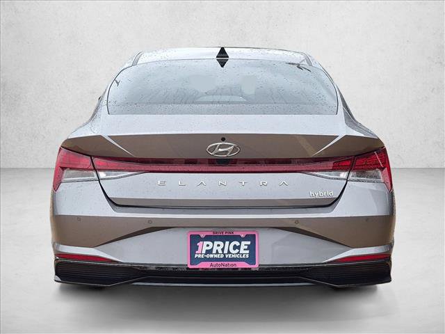 Used 2023 Hyundai Elantra Limited FWD image 7