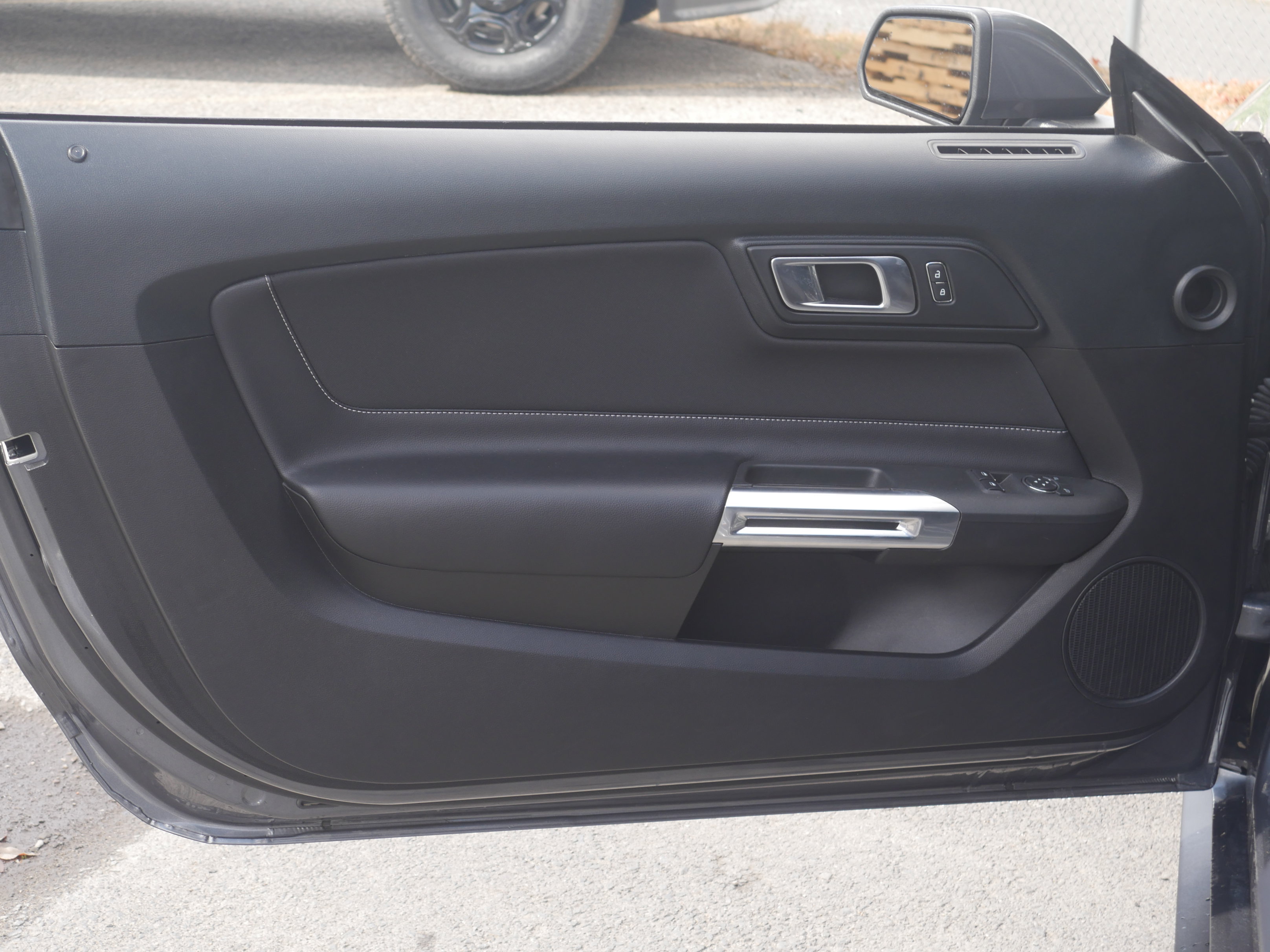 Certified 2021 Ford Mustang GT RWD image 30