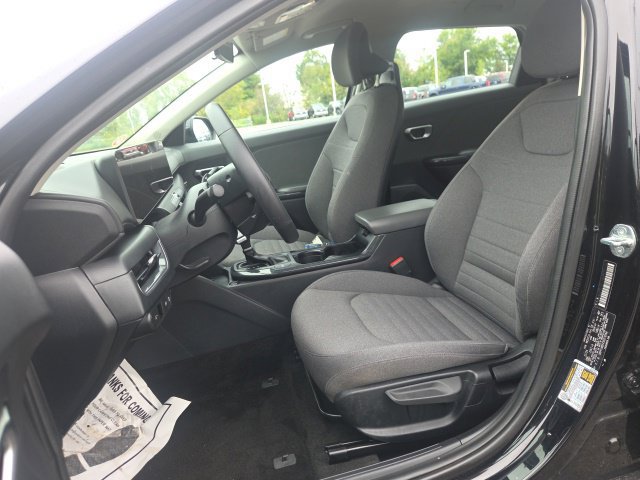 Used 2025 Kia K4 EX FWD image 18