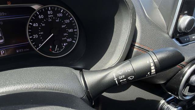 Used 2025 Nissan Sentra SR FWD image 15
