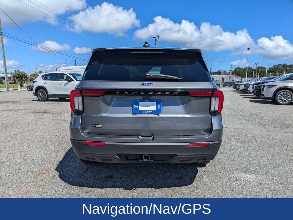 Certified 2026 Ford Explorer Active RWD image 5