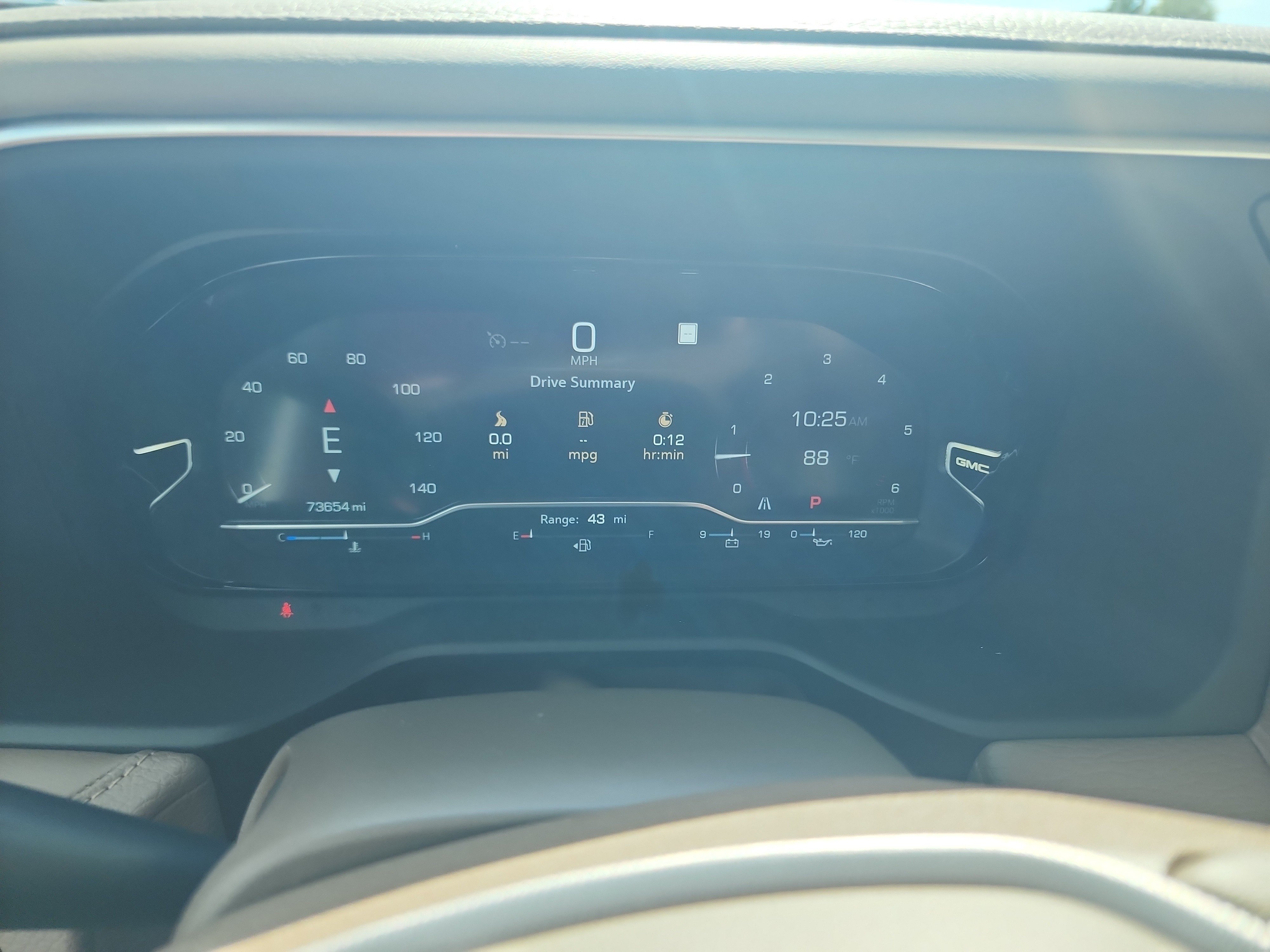 Used 2022 GMC Yukon XL Denali RWD image 37
