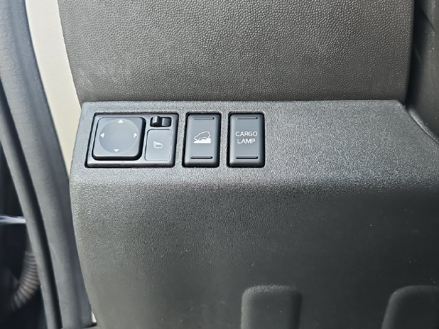 Used 2018 Nissan Frontier PRO-4X AWD/4WD image 22