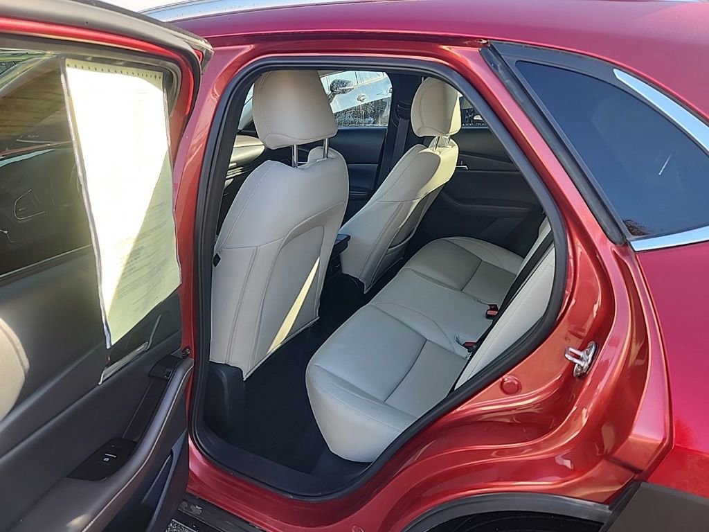 Used 2022 MAZDA CX-30 AWD 2.5 S w/ Premium Package image 11