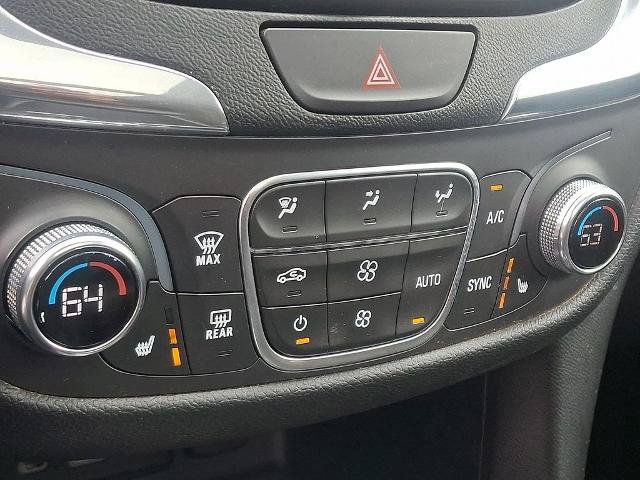 Used 2019 Chevrolet Equinox LT w/ Sun & Navigation Package AWD/4WD image 17