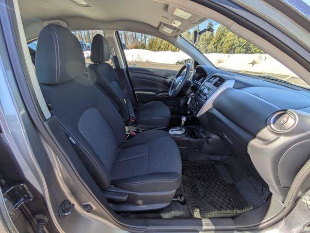 Used 2018 Nissan Versa SV image 31