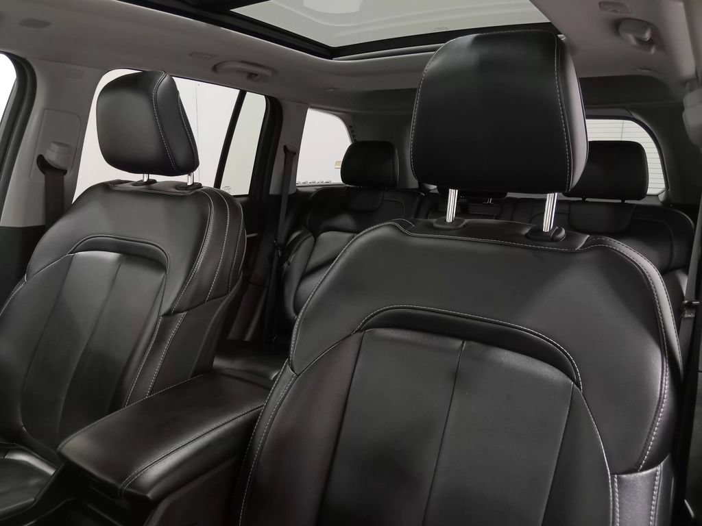 Used 2024 Jeep Grand Cherokee Limited 4xe AWD/4WD image 16