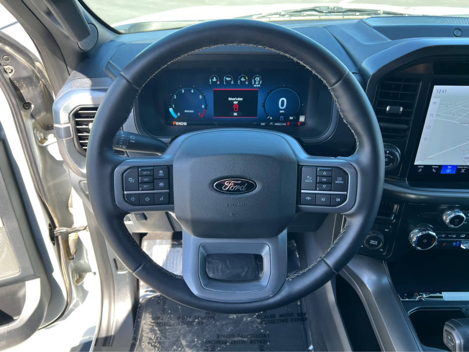 Certified 2025 Ford F150 Lariat image 32