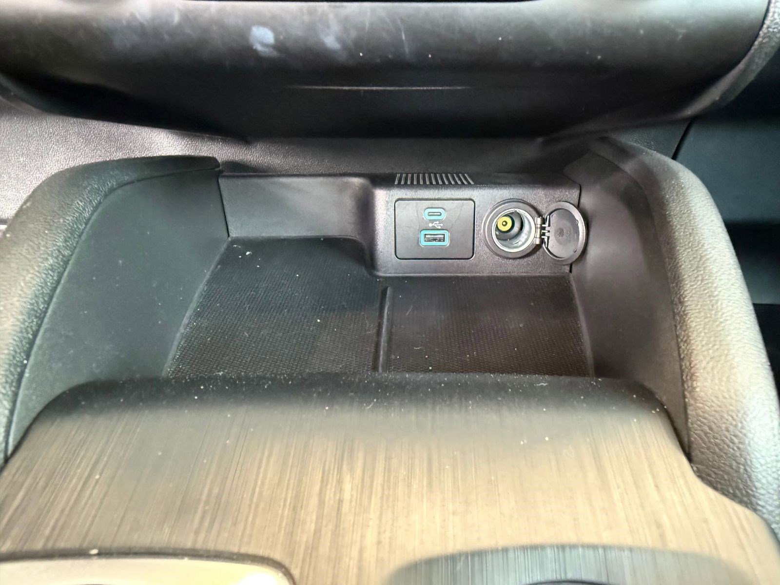 Certified 2023 Ford Escape Active w/ Cold Weather Package FWD image 29