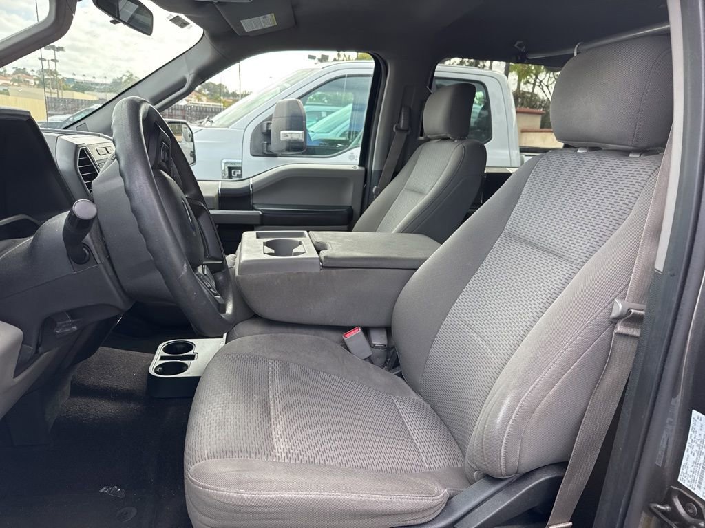 Certified 2017 Ford F150 XLT RWD image 7