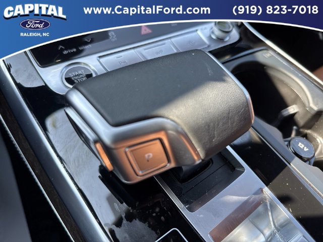 Used 2025 Audi Q8 Prestige AWD/4WD image 31