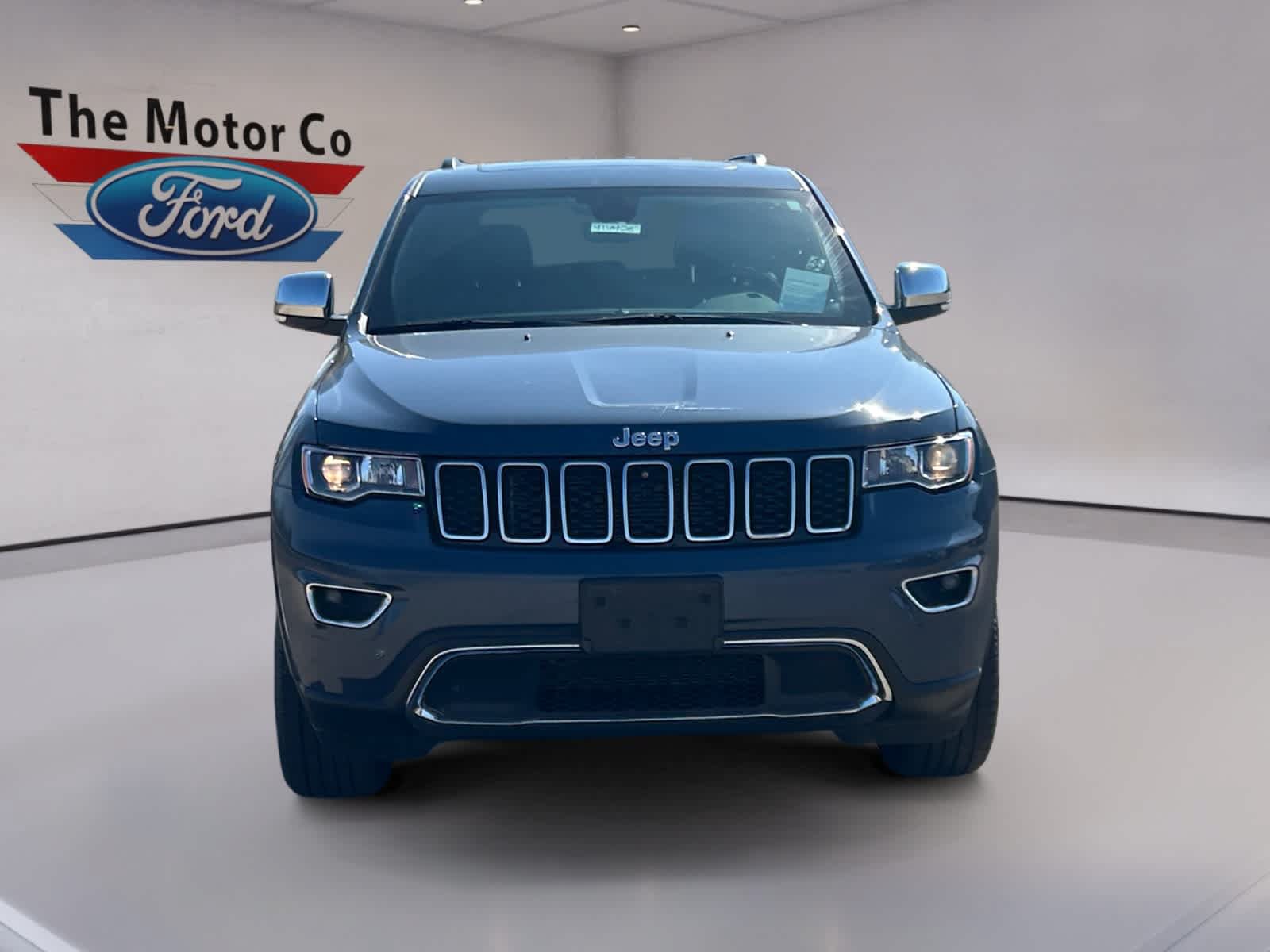 Used 2021 Jeep Grand Cherokee Limited w/ Trailer Tow Group IV AWD/4WD image 2