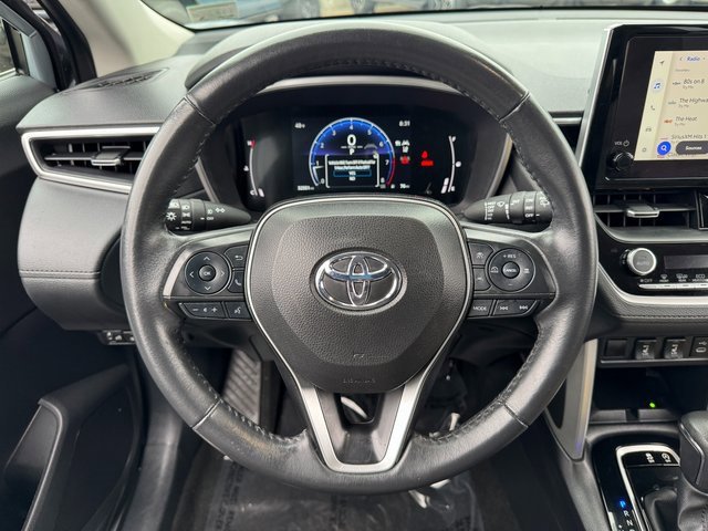 Used 2024 Toyota Corolla Cross XLE image 20