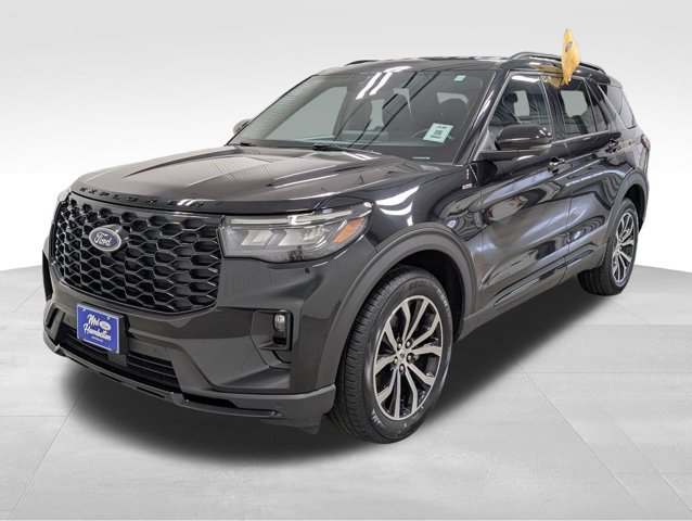 Certified 2025 Ford Explorer ST-Line AWD/4WD image 17