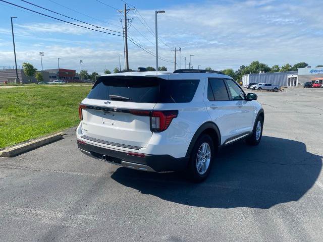 Certified 2025 Ford Explorer Active w/ Active Comfort Package RWD image 7