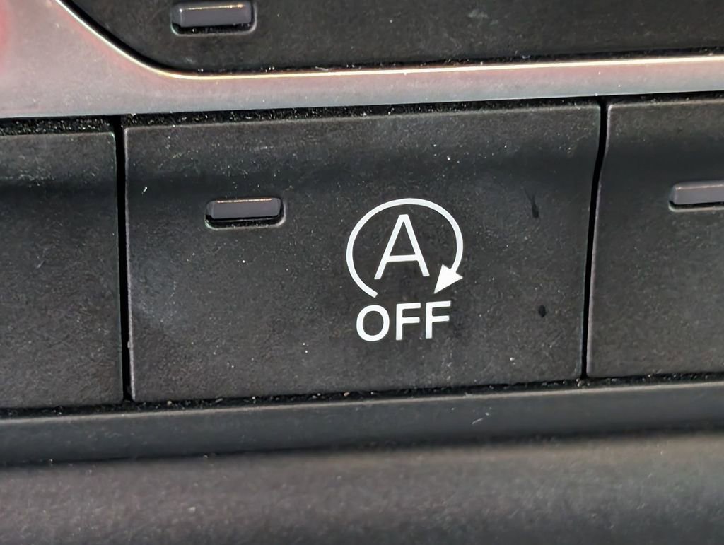 Used 2020 Jeep Wrangler Unlimited Rubicon w/ Steel Bumper Group image 21