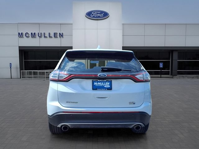 Certified 2018 Ford Edge SEL w/ Ford Safe & Smart Package AWD/4WD image 4
