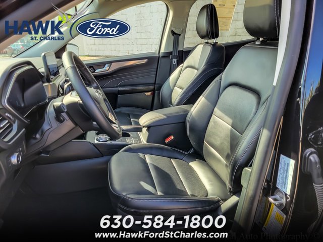 Certified 2021 Ford Escape Titanium w/ Class II Trailer Tow Package AWD/4WD image 8