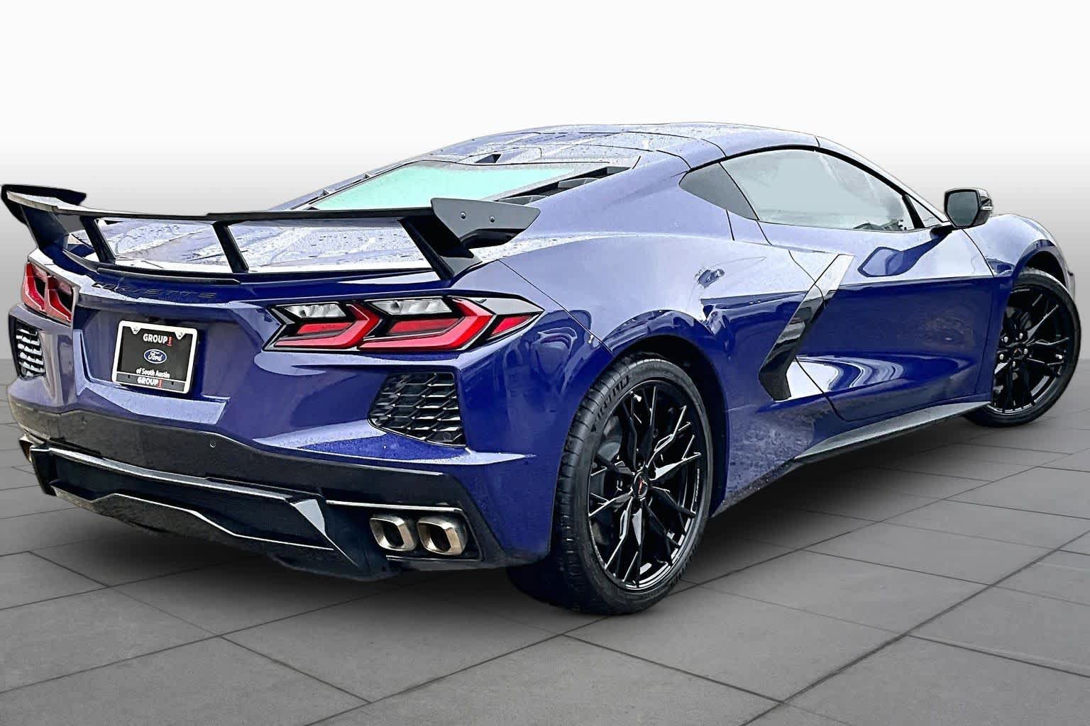 Used 2025 Chevrolet Corvette Stingray Preferred Cpe w/ 2LT RWD image 13