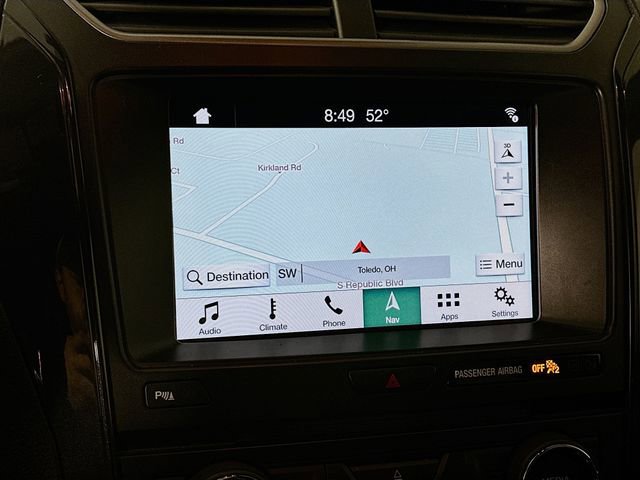 Certified 2018 Ford Explorer XLT w/ Equipment Group 202A FWD image 19