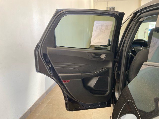 Certified 2023 Ford Escape Active AWD/4WD image 10