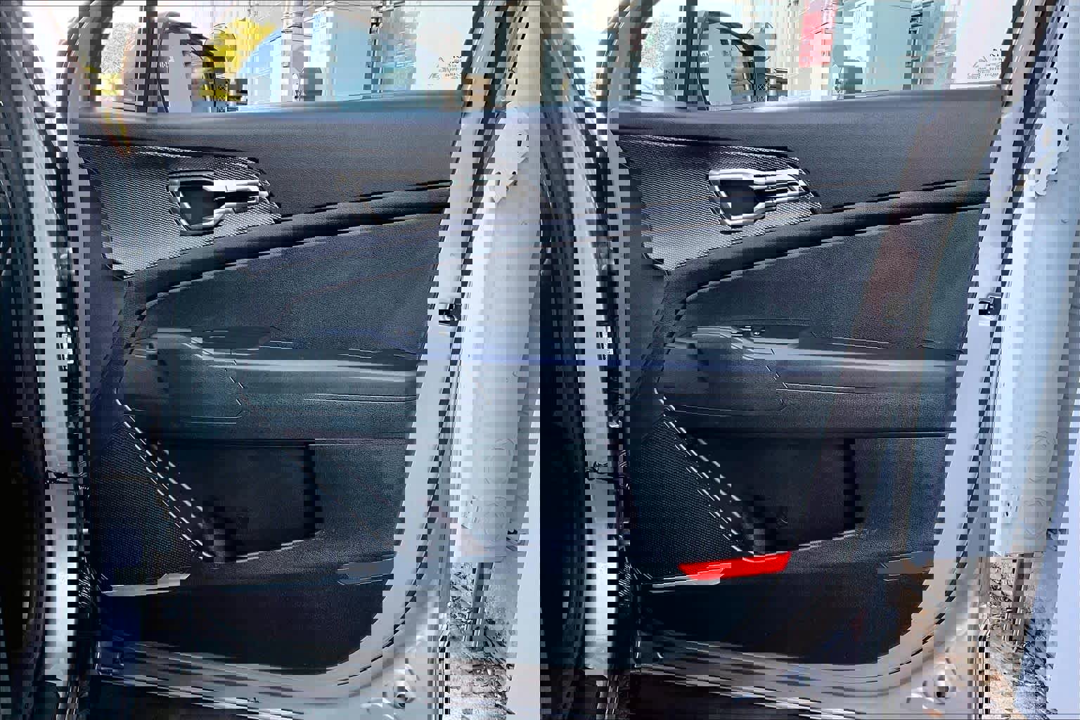 Used 2023 Kia Sportage LX image 25