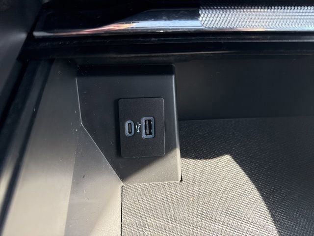 Certified 2023 Ford F150 Lariat w/ Trailer Tow Package image 20