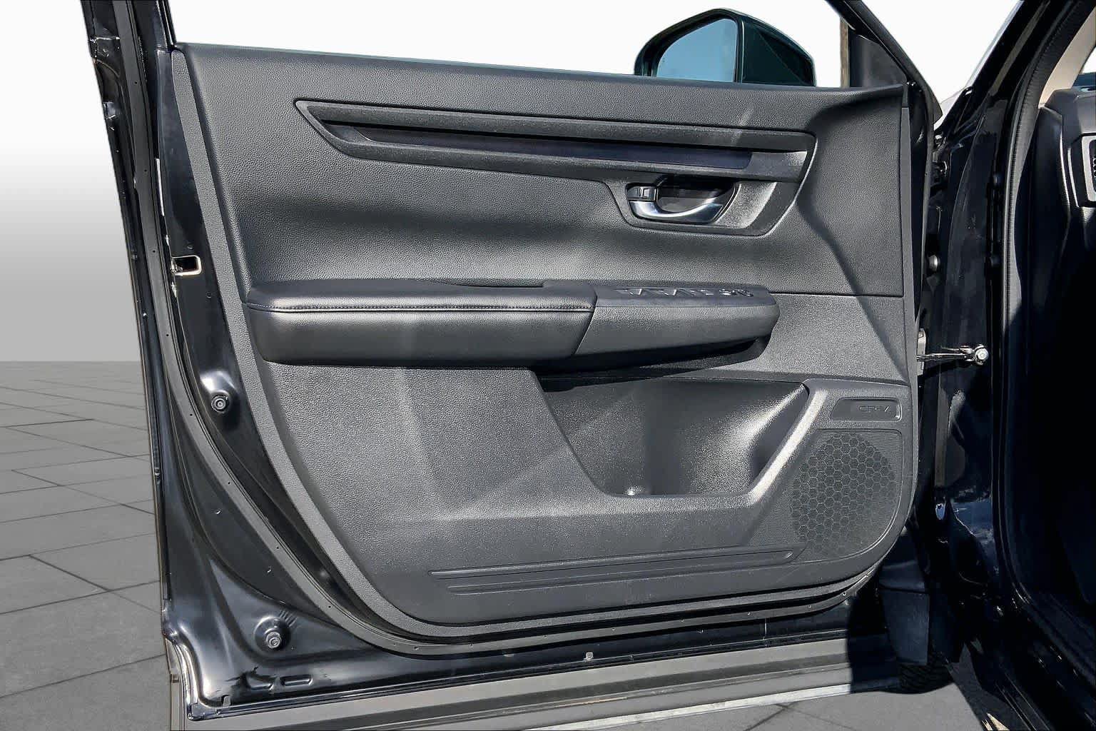 Used 2025 Honda CR-V EX image 22