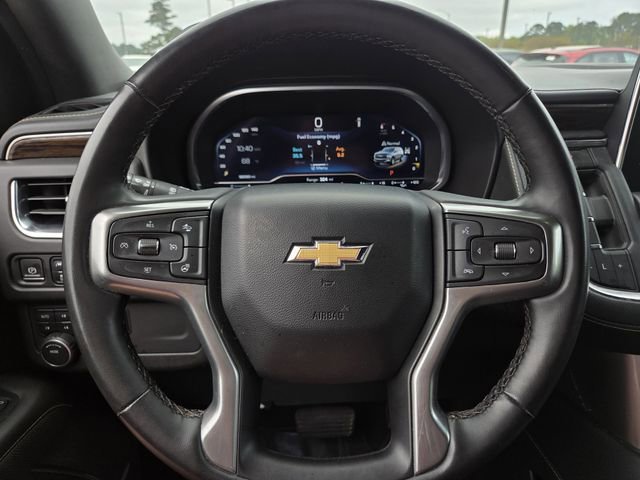 Used 2023 Chevrolet Suburban Premier AWD/4WD image 23