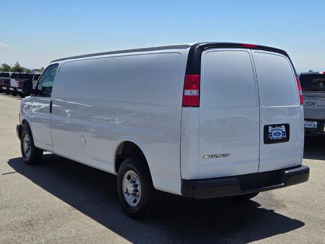 Used 2023 Chevrolet Express 2500 Extended w/ Driver Convenience Package RWD image 4