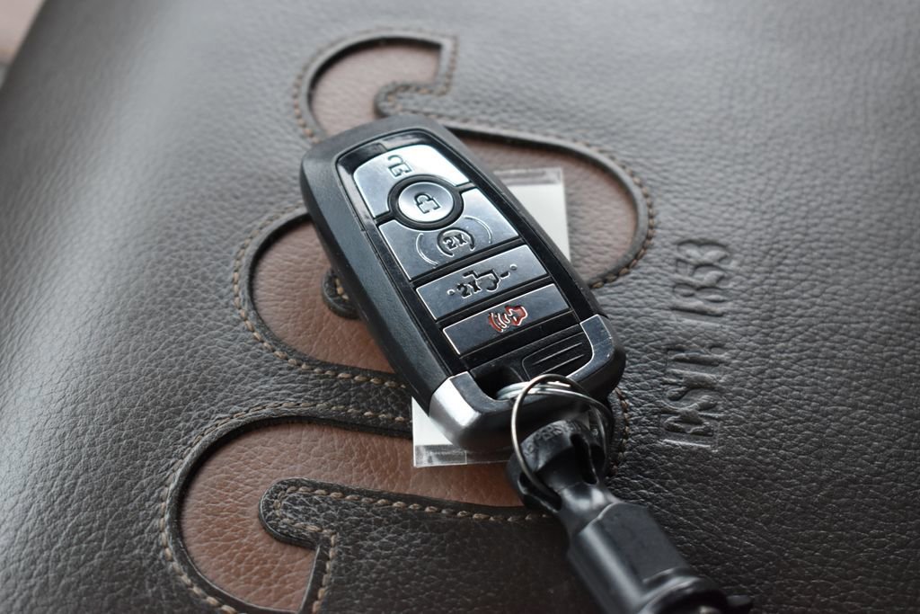 Certified 2022 Ford F150 King Ranch w/ Equipment Group 601A High image 14