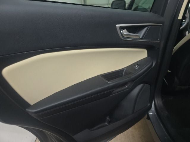 Certified 2024 Ford Edge SEL w/ Convenience Package AWD/4WD image 15
