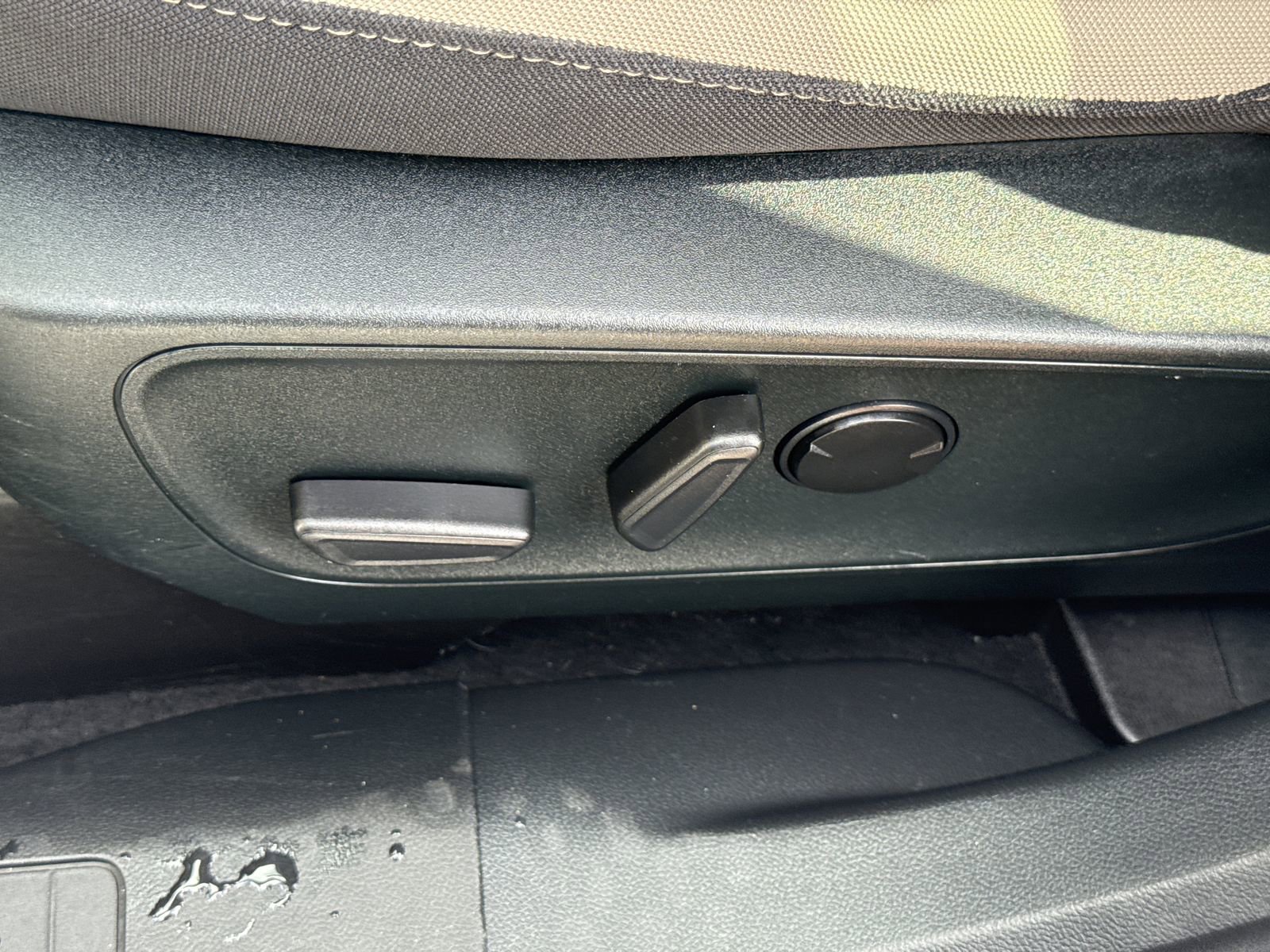 Certified 2022 Ford Escape SE w/ Convenience Package image 21