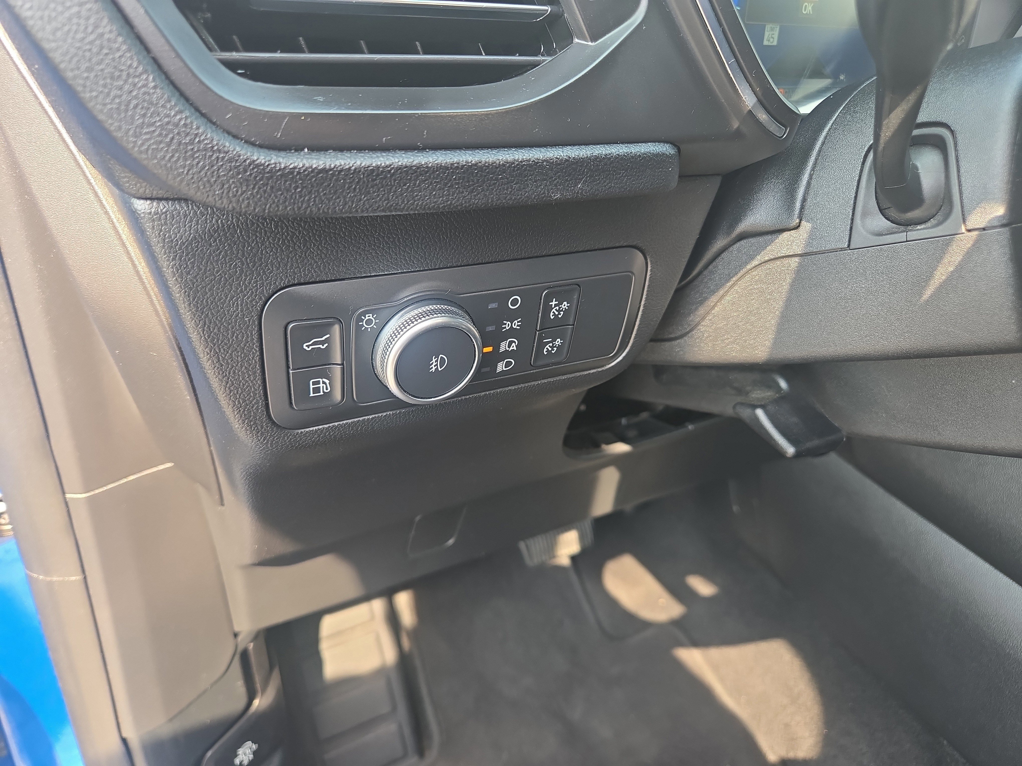 Certified 2021 Ford Escape Titanium image 18