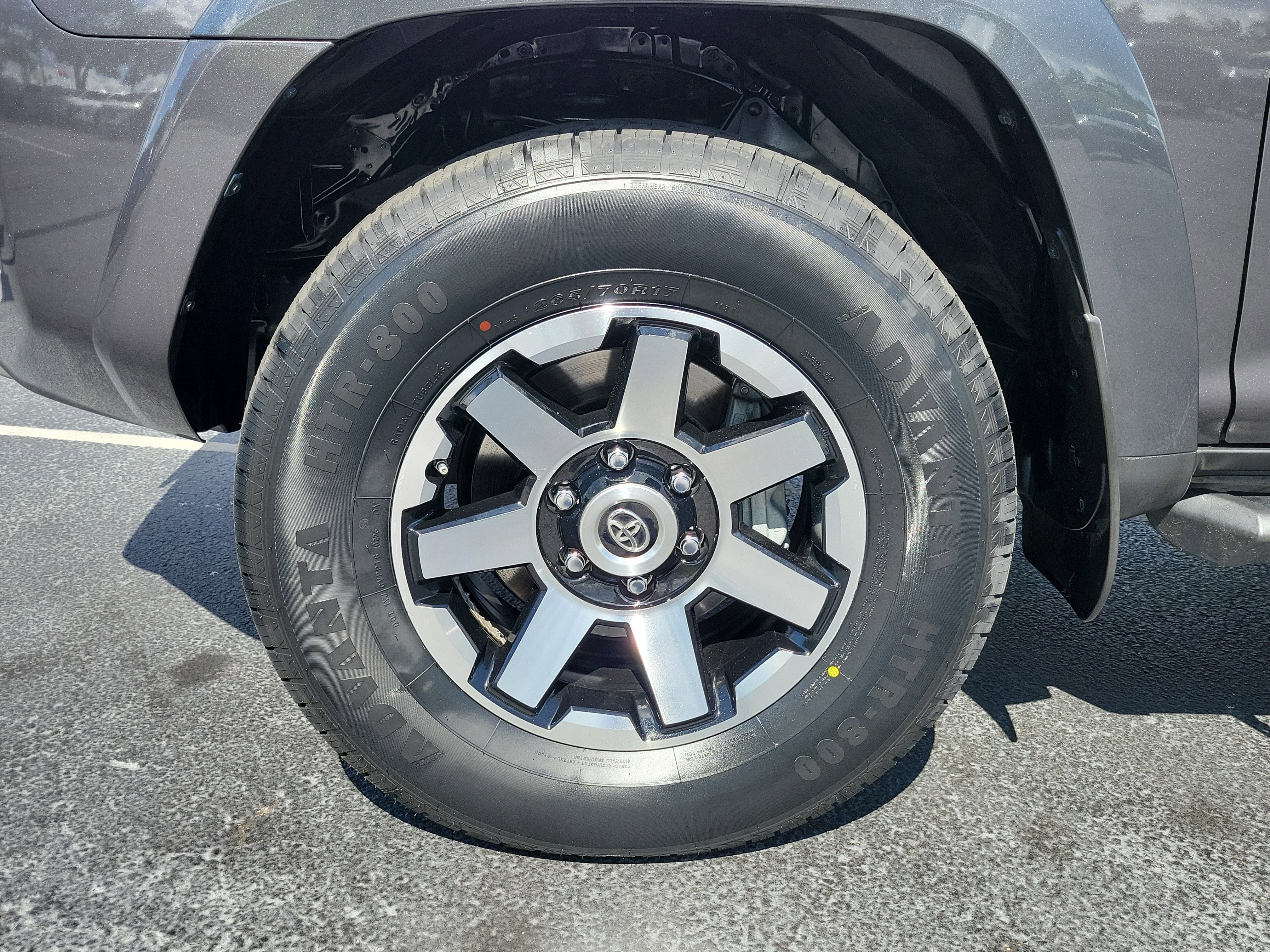 Used 2021 Toyota 4Runner TRD Off-Road Premium w/ Moonroof Package AWD/4WD image 5