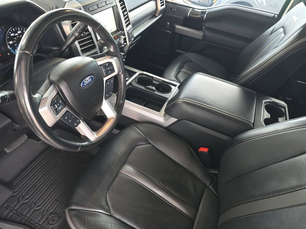Certified 2020 Ford F250 Platinum w/ FX4 Off-Road Package AWD/4WD image 9
