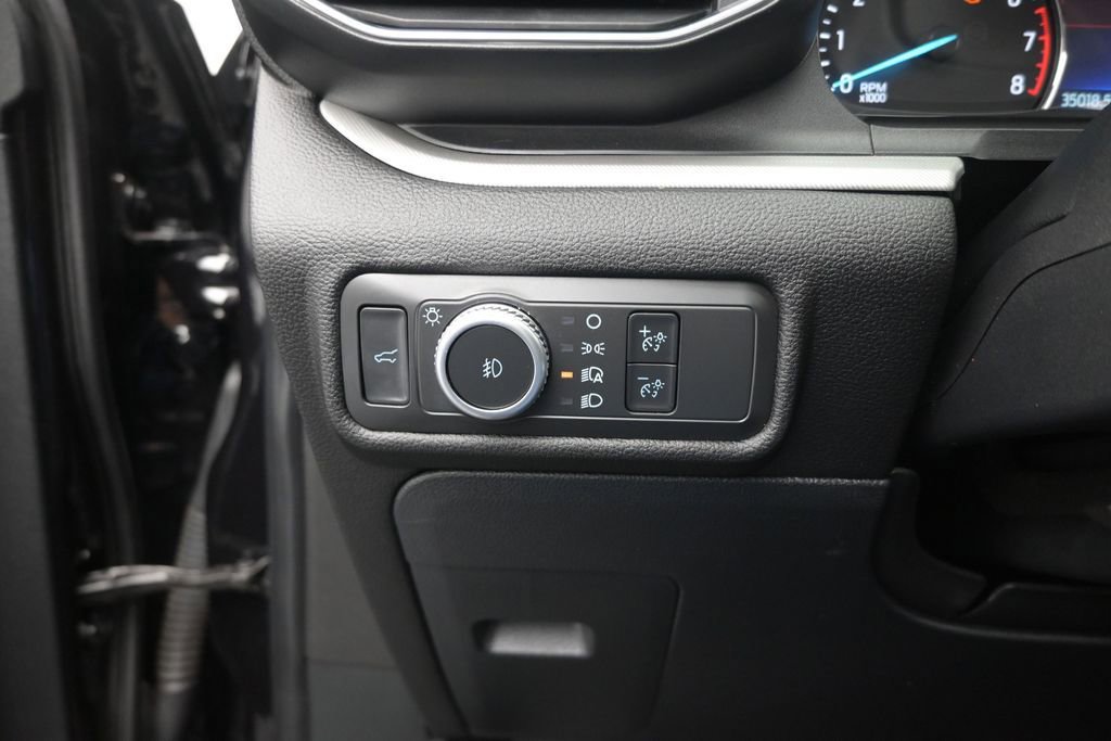 Certified 2022 Ford Explorer XLT w/ Equipment Group 202A RWD image 13