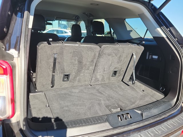Certified 2022 Ford Explorer XLT w/ Equipment Group 202A RWD image 13
