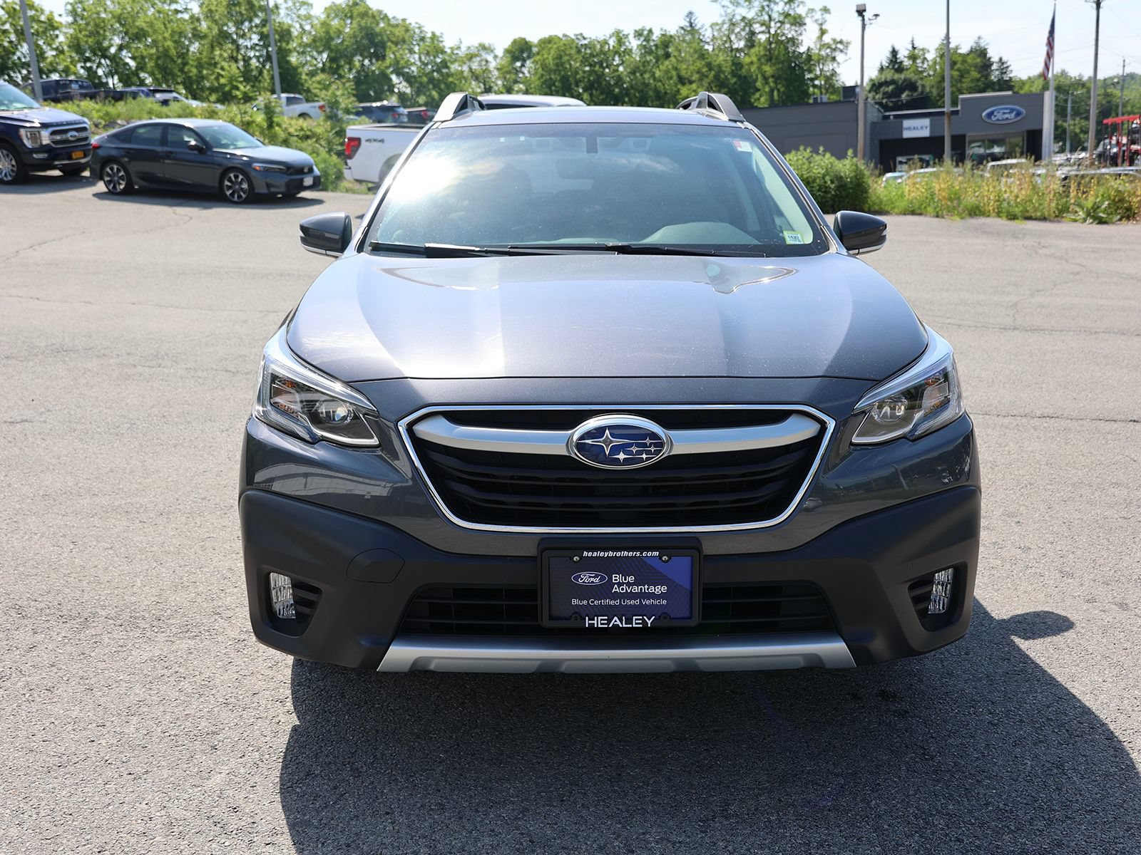 Used 2022 Subaru Outback Limited AWD/4WD image 2