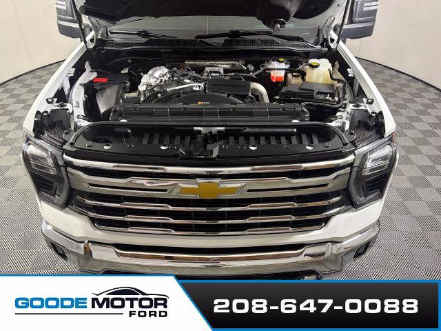 Used 2024 Chevrolet Silverado 3500 LTZ AWD/4WD image 27