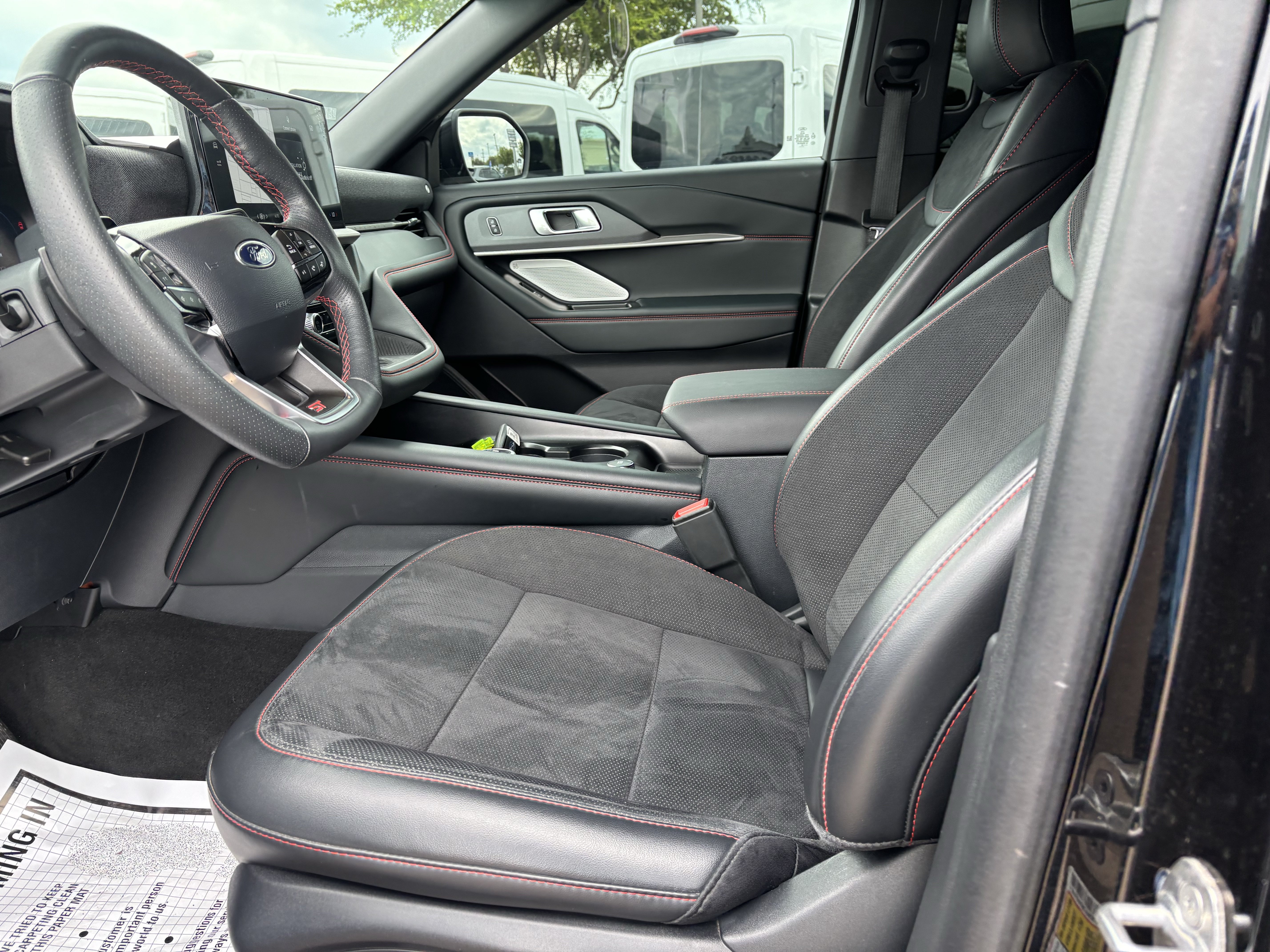 Certified 2025 Ford Explorer ST w/ Sun And Sound Package AWD/4WD image 10